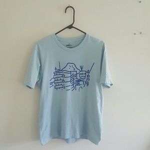 Uniqlo mens blue tee shirt size medium